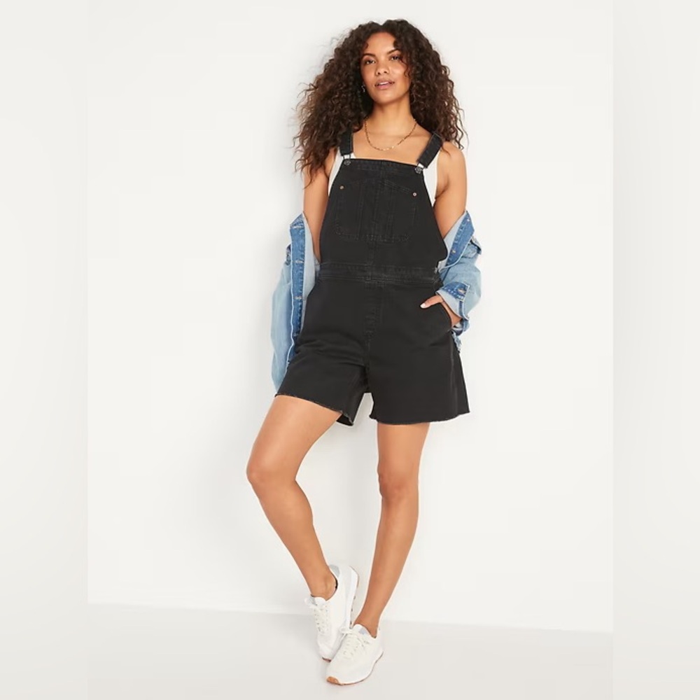 *NWT* Old Navy Black Jean Shortalls